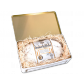 1000g Original Dresdner Christstollen ® in weißer Geschenkdose - geäffnet mit eingebettetem Stollen